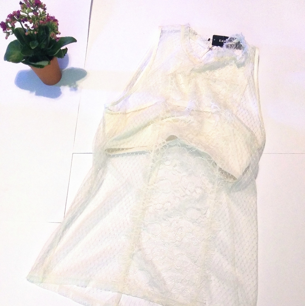 💚 Express Lace Top